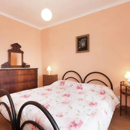 度假居 Casa Vacanze Wellness La Rocca *
